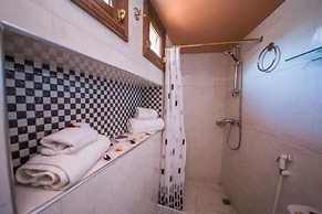 Riad la porte bleue du palais laraichi