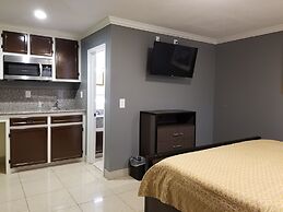 Lone Star Inn by FairBridge