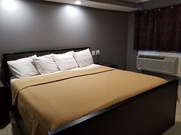 Lone Star Inn by FairBridge