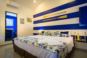 Casa del Puerto Hostel & Suites