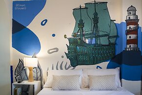 Casa del Puerto Hostel & Suites