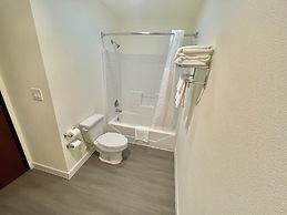 FairBridge Inn & Suites Cuero