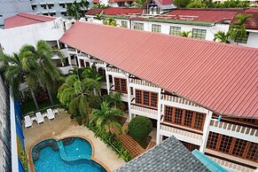 Neptuna Hotel by Maduzi