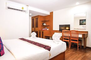 Neptuna Hotel by Maduzi