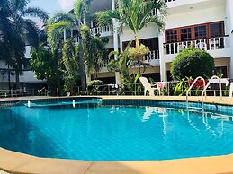 Neptuna Hotel by Maduzi