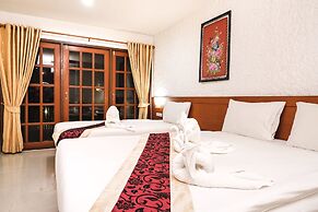 Neptuna Hotel by Maduzi