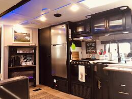 The Alexander at Creek Road