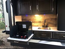 The Alexander at Creek Road