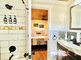 The Alexander at Creek Road