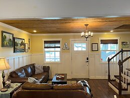 The Alexander at Creek Road