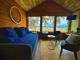 The Alexander at Creek Road