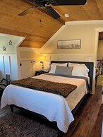 The Alexander at Creek Road