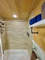 The Alexander at Creek Road