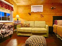 The Alexander at Creek Road