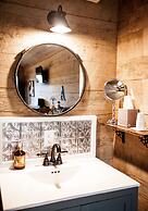 The Alexander at Creek Road