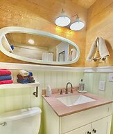 The Alexander at Creek Road