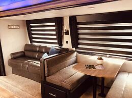 The Alexander at Creek Road