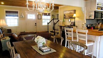 The Alexander at Creek Road