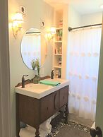 The Alexander at Creek Road