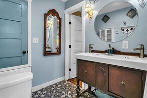 The Alexander at Creek Road