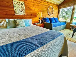 The Alexander at Creek Road