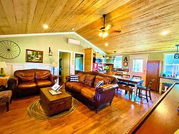 The Alexander at Creek Road