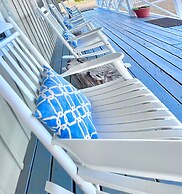 The Alexander at Creek Road