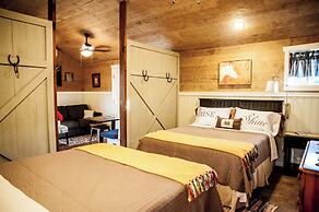 The Alexander at Creek Road