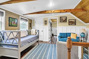 The Alexander at Creek Road