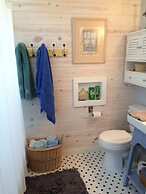 The Alexander at Creek Road