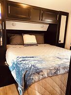 The Alexander at Creek Road