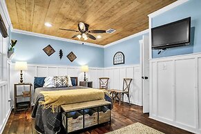 The Alexander at Creek Road