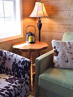 The Alexander at Creek Road