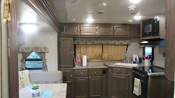 The Alexander at Creek Road