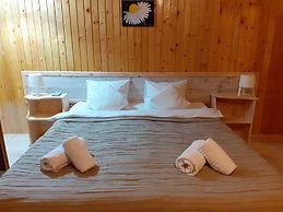 Pensiunea Poiana Cristian