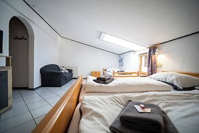 Hotel Wildrose
