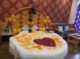 Himalayan Apple Zone Hotel