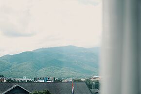 Peppery Hills Hotel