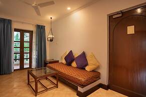 Coconut Grove Beach Resort