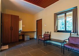 Treebo Premium Mowgli's Den, Pench