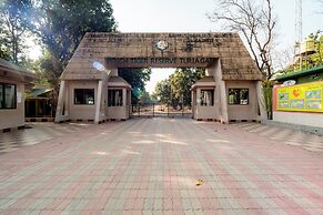 Treebo Premium Mowgli's Den, Pench