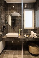 Happiness Luxury Central Apartment