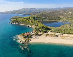 Eco Green Residences & Suites