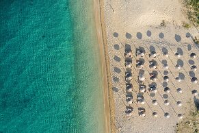 Eco Green Residences & Suites