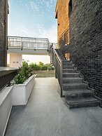 Eco Green Residences & Suites