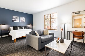 Gravity Haus Truckee-Tahoe