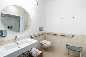 Gravity Haus Truckee-Tahoe