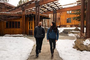Gravity Haus Truckee-Tahoe