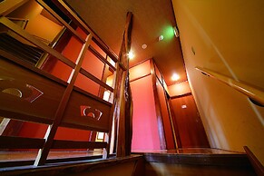 Miyagawacho Hanakanzashi- Hostel