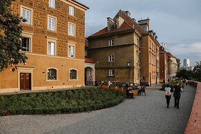 Old Town Market Place Penthouse